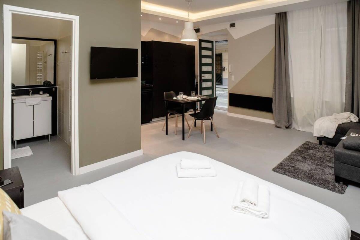 Cute, New And Stylish Apartment In The Center Budapest Esterno foto